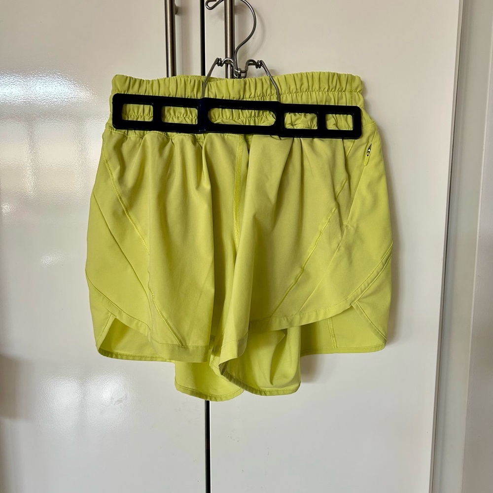 Lululemon Athletica “Lemon Vibe” Track That Short 5 in